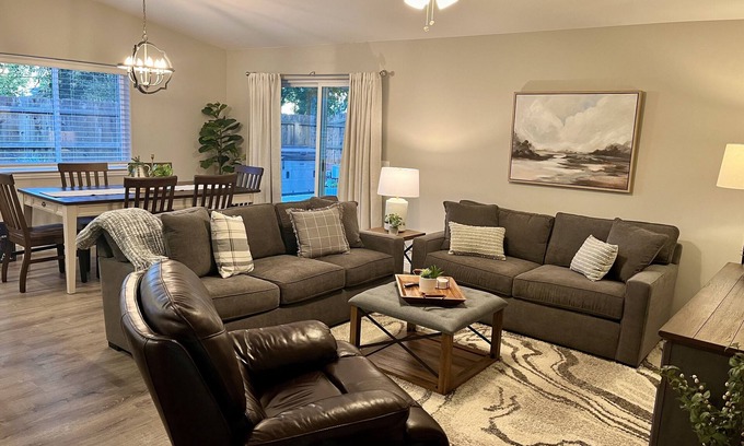Atascadero Casa | Coromar Oak Reserve