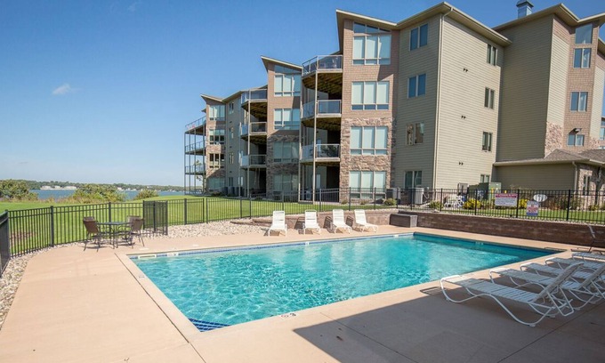 Arnolds Park Condominio | CORONADO 400- TOP FLOOR BRIDGES BAY CONDO