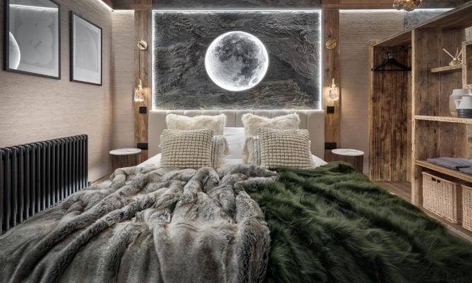 Lindale Casa | Coronation Cottages, Modernised 200-Year-Old Lake District Cottage Getaway for Two