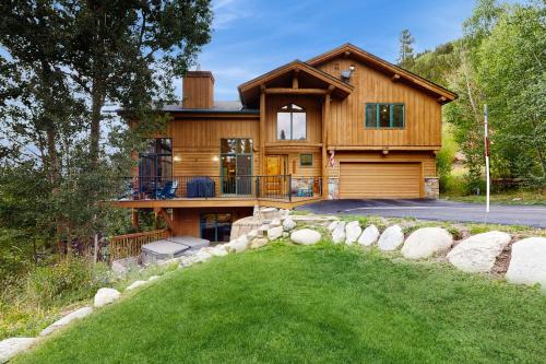 Blue River Casa | Coronet Crest