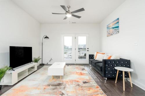 Whitestown Apartamento | Corporate Housing by MGM