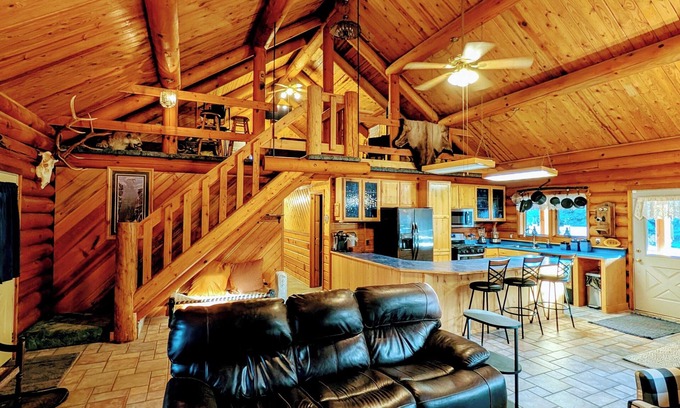 Ahsahka Cabina | Correa's Lodge