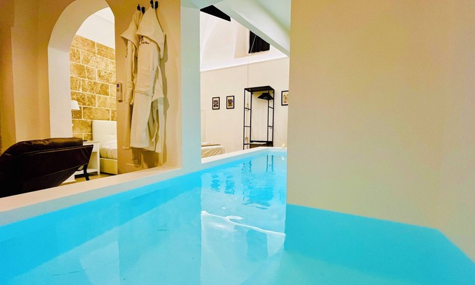 Nardo Apartamento | Corte Gabellone historic home, suites with private pool in the heart of Nardò