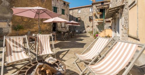 Caste Casa | Corte Paganini Casa Vacanze