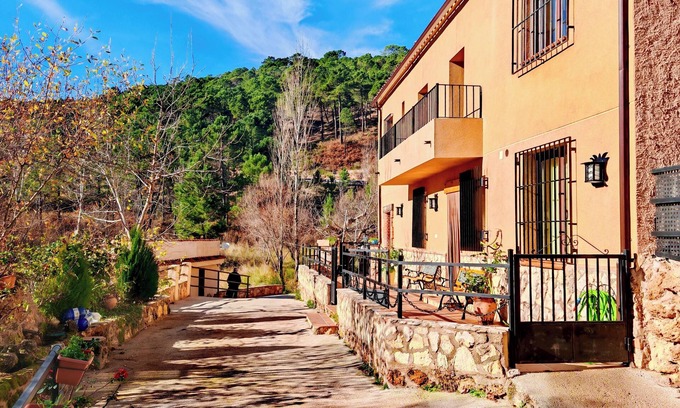 Riópar Casa | Cortijo de las Cañadas,a 500 metros del nacimiento del Río Mundo(Los chorros)