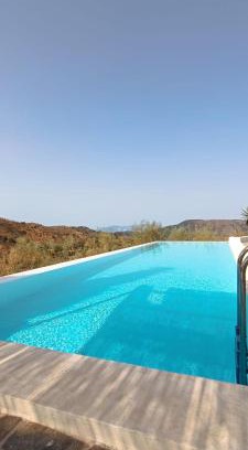 Malaga-Este Casa | Cortijo J&S Juan Salvador