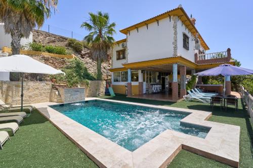 Sayalonga Casa | Cortijo la Encina