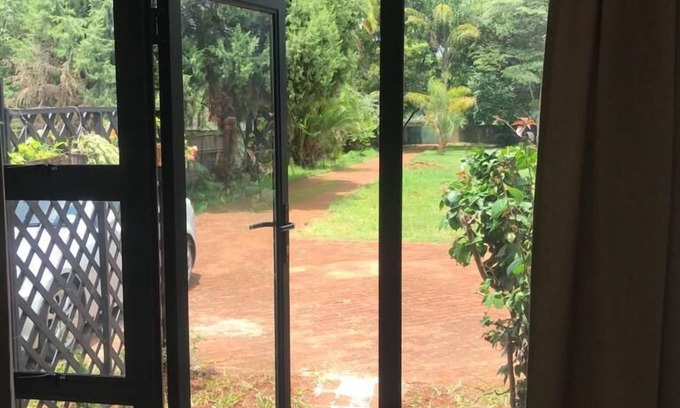 Harare Casa | Cosham guest house