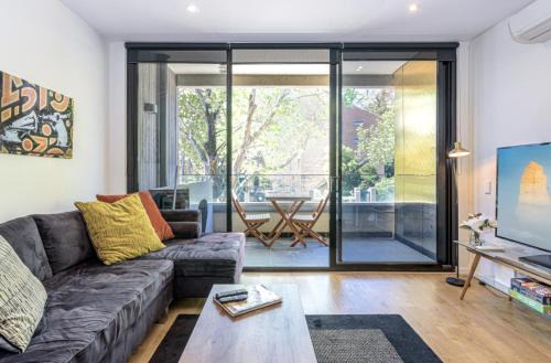 Carlton Apartamento | Cosmo Stays- Designer Apartment Fabulous Location