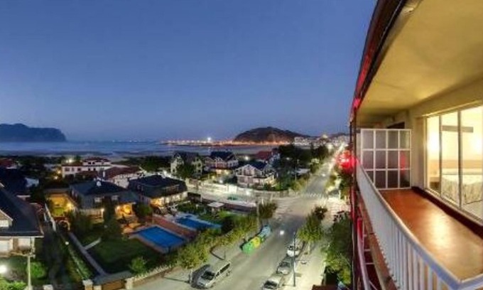 Laredo Hotel | Cosmopol