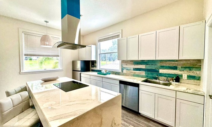 Auburndale Condominio | Costa Lake Condo
