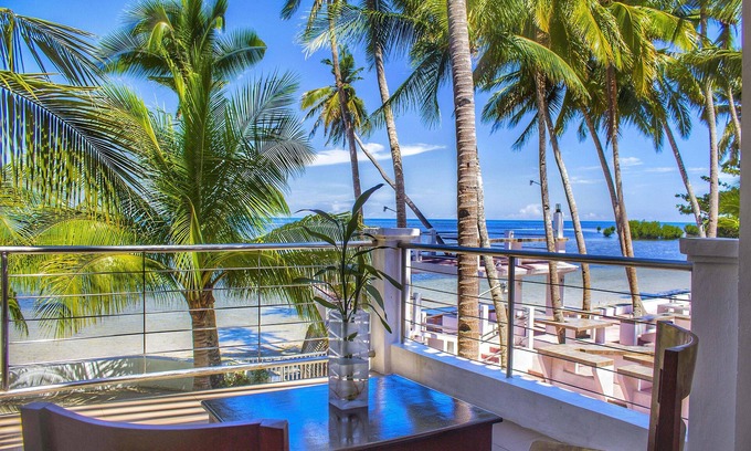Puerto Princesa City Centre Hotel | Costa Palawan Resort