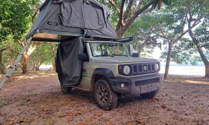 Alajuela Casa | Costa rider campervan / Suzuki Jeep Jimmy 4*4 with roof tent