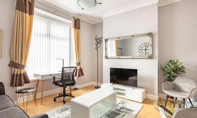 Central Aberdeen Apartamento | Cosy 1 bedroom Flat with Ultrafast WiFi - Holburn