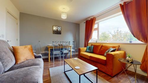 Hinckley Apartamento | Cosy 2 bed Apartment 1st Floor Business & Leisure Parking and Wifi by Jesswood Properties