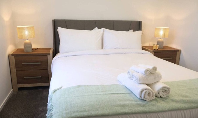 Henderson Apartamento | Cosy 2BR House in Awaroa Road