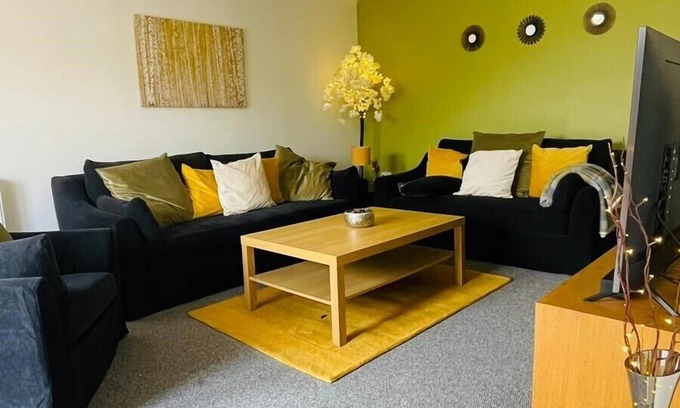 Dumfries Casa | Cosy 3 bedroom home in an ideal central location