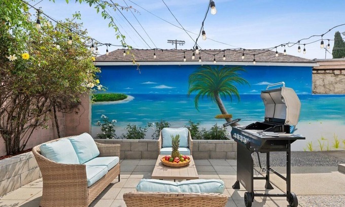 West Los Angeles Casa | Cosy 3BD Home by Santa Monica - Beach & Airport 10 min away