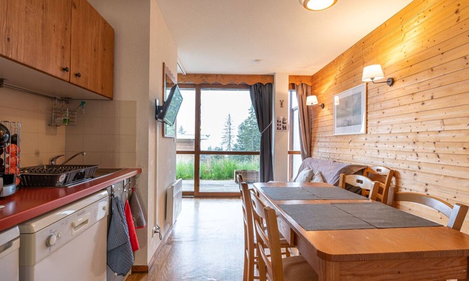 Chamrousse Apartamento | Cosy Apt 4/6 ppl with terrace