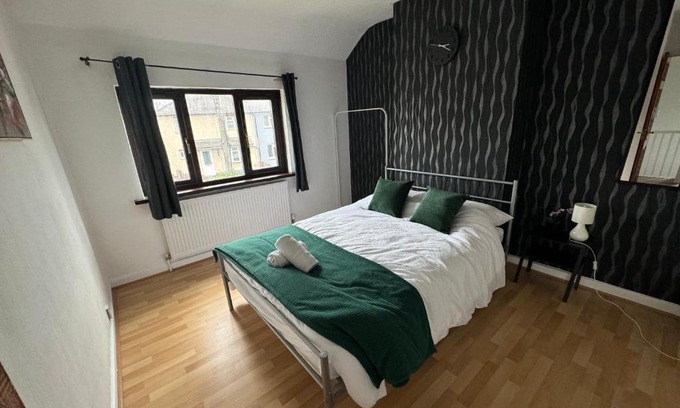 Oldbury Casa | Cosy 4 bedroom Birmingham