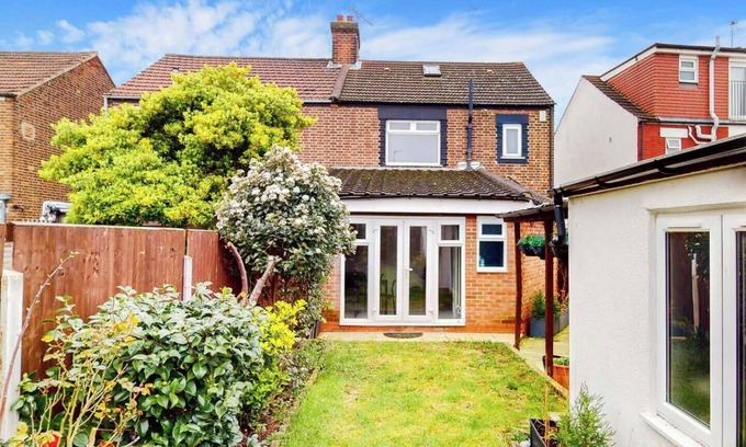 East Ham South Casa | Cosy 5 Bed 2 Bath Home | Near Central London