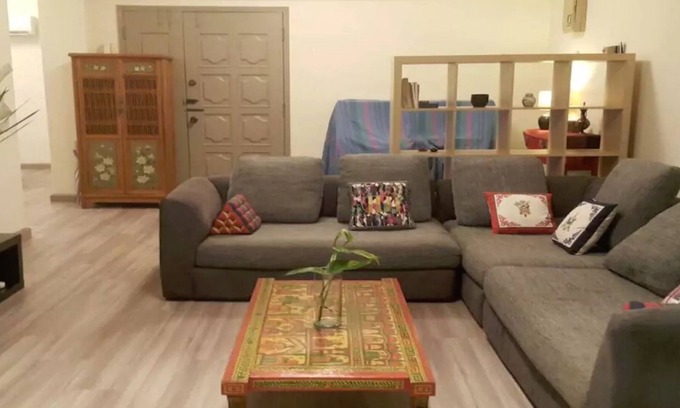 Bangsar Apartamento | Escapada acogedora y tranquila en Bangsar ocupado, a minutos de la estación de LRT.
