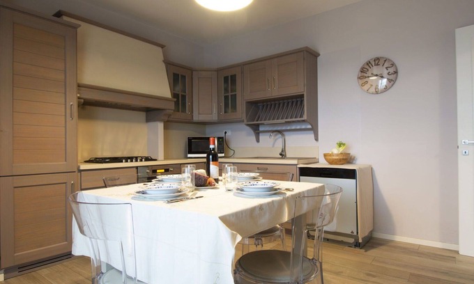Santa Maria a Monte Apartamento | Precioso apartamento con WIFI, piscina privada, TV, terraza, vista panorámica, aparcamiento
