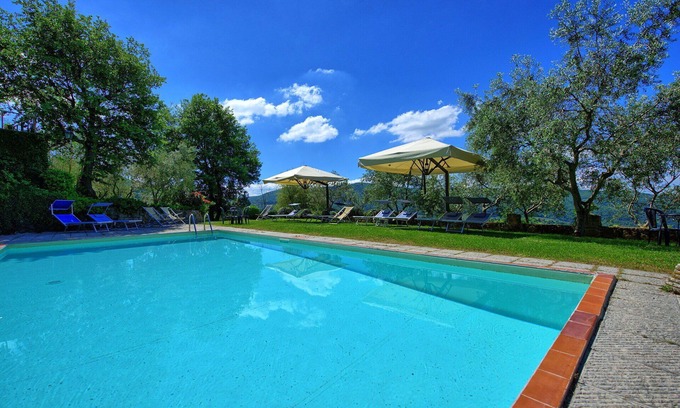 Greve in Chianti Apartamento | Apartamento con piscina, WIFI, TV, patio, vista panorámica, aparcamiento, cerca de Greve In Chianti
