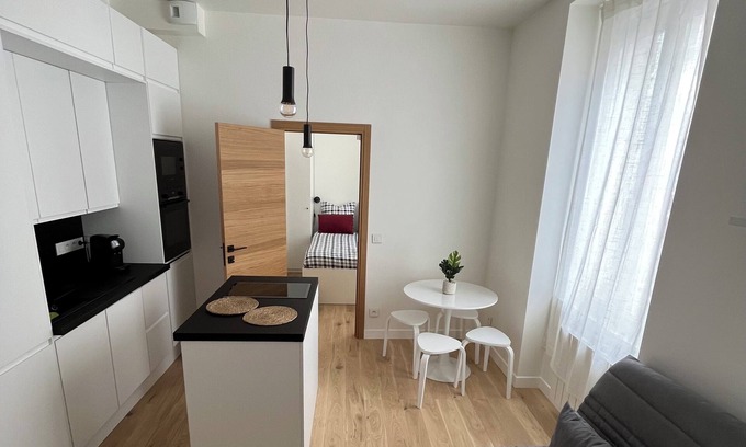Charenton-le-Pont Apartamento | Cosy apartment 1 minute from Paris