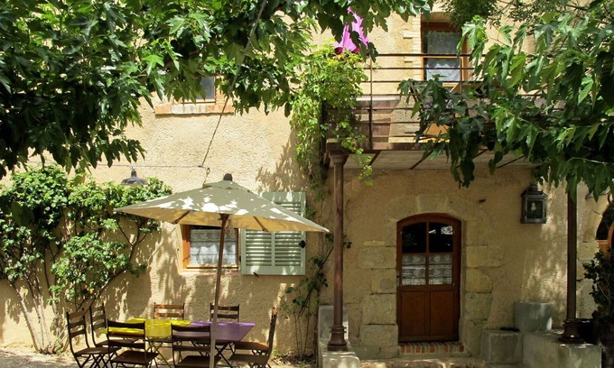 Ollieres Villa | Acogedor apartamento en villa con WIFI, piscina, TV, terraza, vista panorámica y aparcamiento