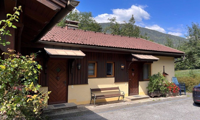 Treffen Villa | Acogedor apartamento en villa para 4 personas con WIFI, TV, terraza y mascotas permitida