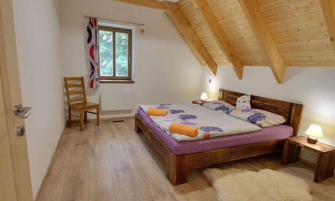 Tanvald Apartamento | Bonito apartamento para 12 personas con WIFI, TV, terraza y aparcamiento