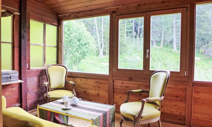 Buerchen Apartamento | Acogedor apartamento para 10 personas con WIFI, TV y patio