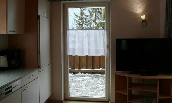Tobadill Apartamento | Bonito apartamento para 12 personas con WIFI, TV, balcón, mascotas permitida y aparcamiento