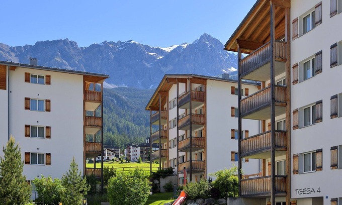 Savognin Apartamento | Hermoso apartamento para 4 personas con WIFI, TV, terraza, vista panorámica y aparcamiento