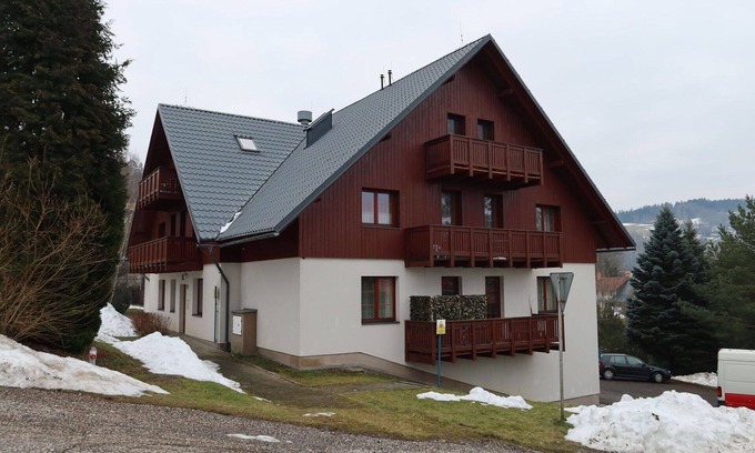 Rokytnice nad Jizerou Apartamento | Precioso apartamento para 4 personas con WIFI, TV, balcón, mascotas permitida y vista panorámica
