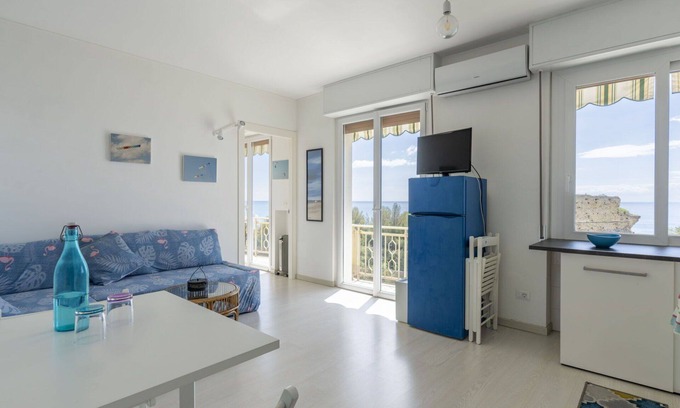 Bussana Apartamento | Precioso apartamento para 4 personas con A/C, WIFI, balcón y aparcamiento