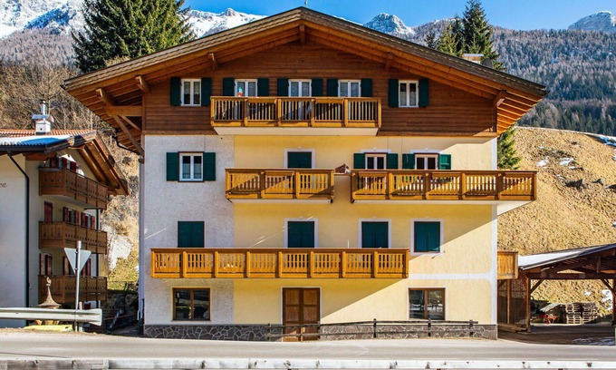 Soraga Apartamento | Acogedor apartamento para 4 personas con WIFI, TV, balcón, mascotas permitida y aparcamiento