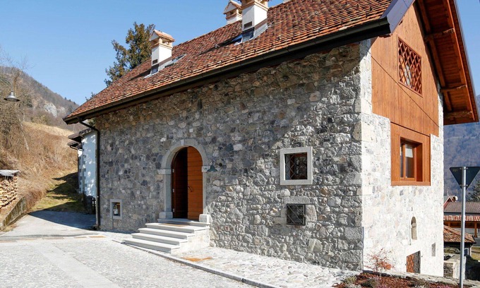 Raveo Apartamento | Precioso apartamento para 4 personas con WIFI, TV, balcón, mascotas permitida y aparcamiento