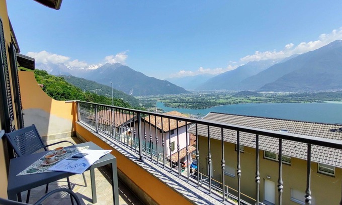 Aurogna Apartamento | Precioso apartamento para 5 personas con WIFI, TV, terraza, mascotas permitida y aparcamiento