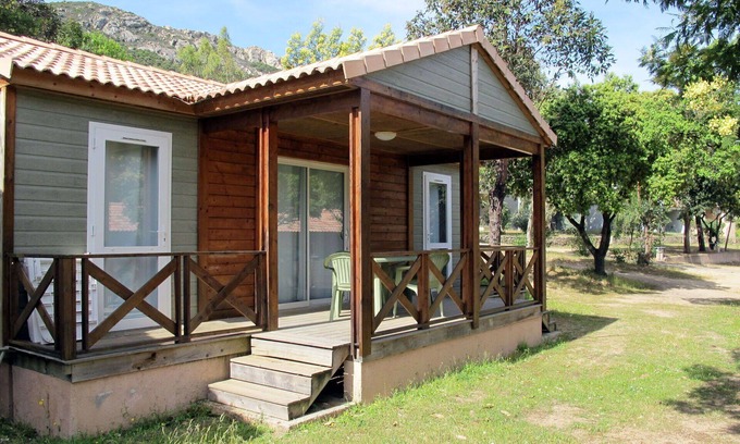 Aregno Apartamento | Hermoso apartamento para 6 personas con WIFI, A/C, TV, terraza y aparcamiento