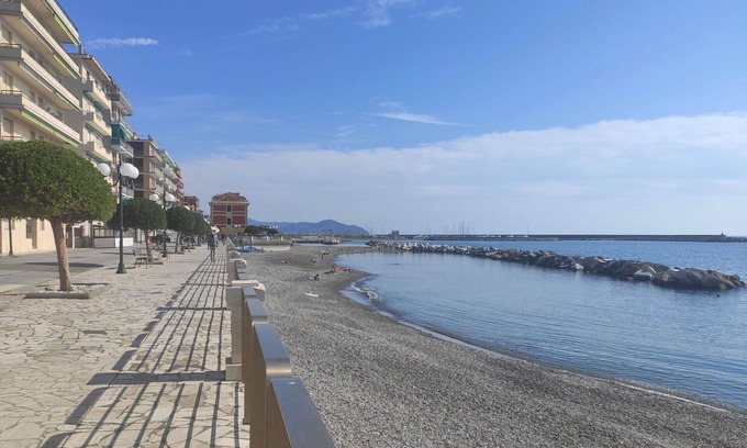 Leivi Apartamento | Hermoso apartamento para 6 personas con WIFI, TV, terraza y aparcamiento