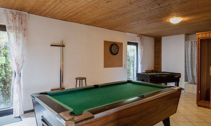 Immerath Apartamento | Hermoso apartamento para 7 personas con WIFI, TV, terraza, mascotas permitida y aparcamiento