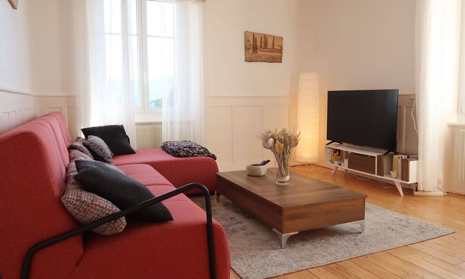 Sainte-Croix Apartamento | Bonito apartamento para 6 personas con WIFI, TV, vista panorámica y aparcamiento