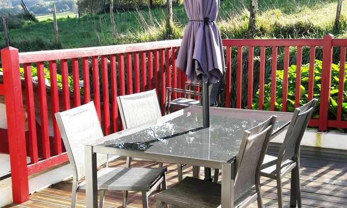 Ascain Apartamento | Apartamento en un entorno auténtico con terraza privada y vista a la montaña