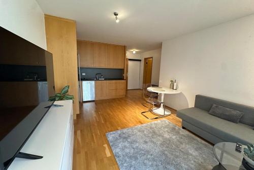 Haaleiti Apartamento | Cosy apartment in Fossvogur Reykjavik - Birta Rentals