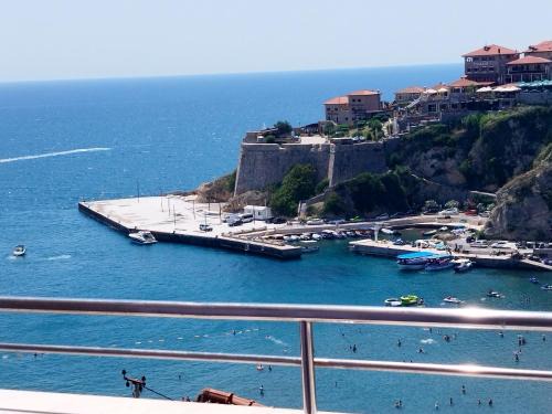 Rana Apartamento | Cosy Apartment in Ulcinj with Sea View - 40 m²