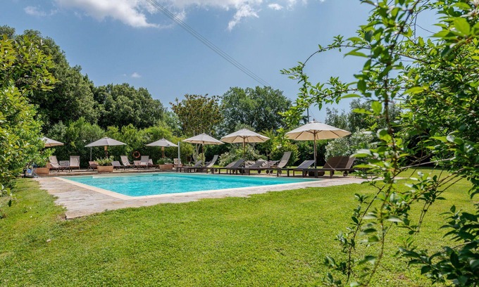 Poggi del Sasso Villa | Precioso apartamento en villa para 2 personas con WIFI, piscina, A/C, TV, patio y mascotas permitida