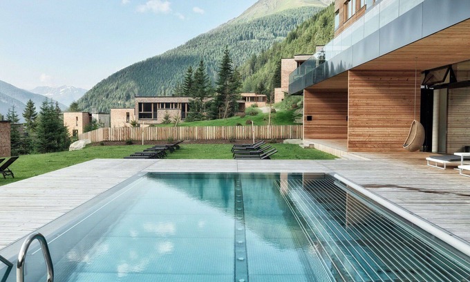 Großdorf Casa | Precioso apartamento en villa para 6 personas con WIFI, piscina, TV, balcón y vista panorámica