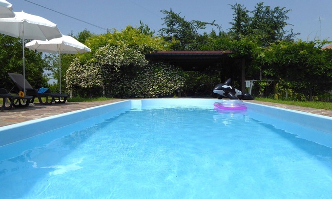 Silea Casa | Bonito apartamento en villa para 10 personas con WIFI, piscina, A/C y terraza